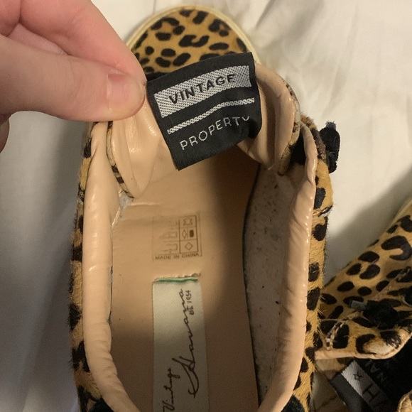 Leopard Print Athletic Shoes - Picture 4 of 5